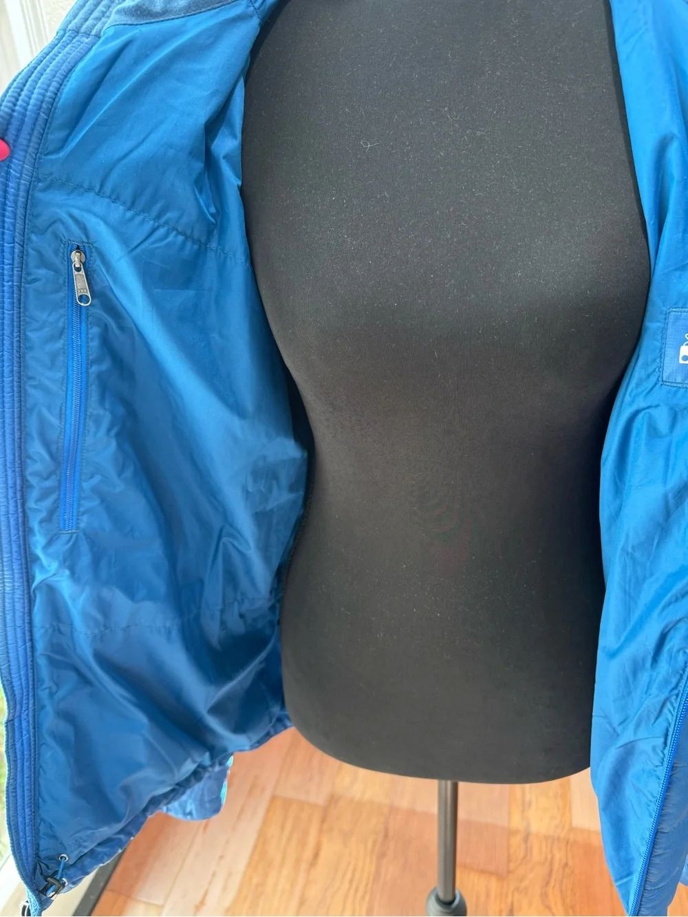 Marmot Men's Lightweight Puffer M Jacket - Zip Up Bright Blue Insulated Jacket